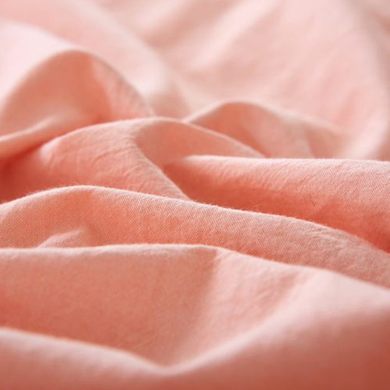 Polyester mikrofibertyg: din ultimata guide till egenskaper, användningar och skötsel
